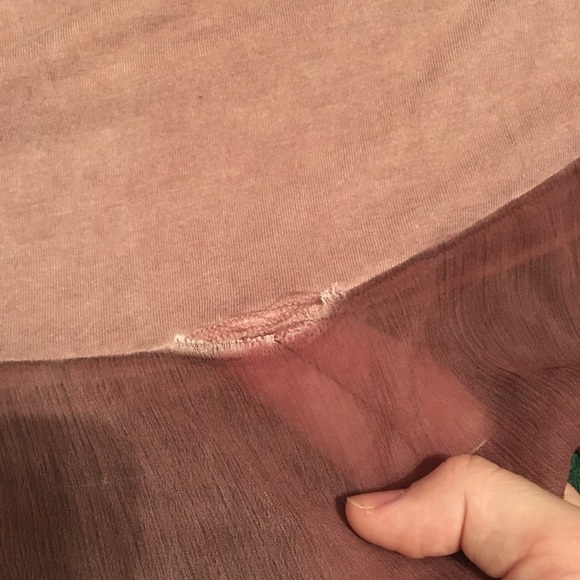 cute light weight tee - Picture 3 of 3